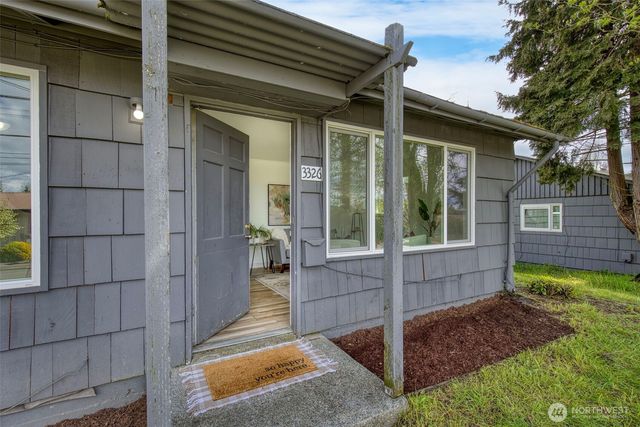 3326 - 3328 Halverson Avenue, Bremerton, WA 98310