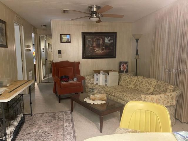 19 BOBCAT TRAIL, Wildwood, FL 34785