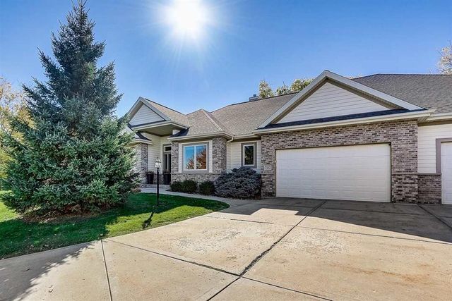 702 Cricket Lane, Middleton, WI 53562