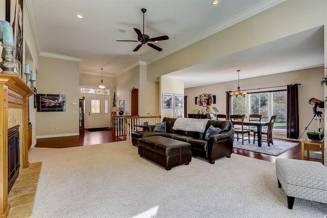 702 Cricket Lane, Middleton, WI 53562