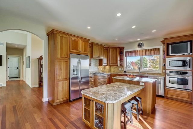 702 Cricket Lane, Middleton, WI 53562