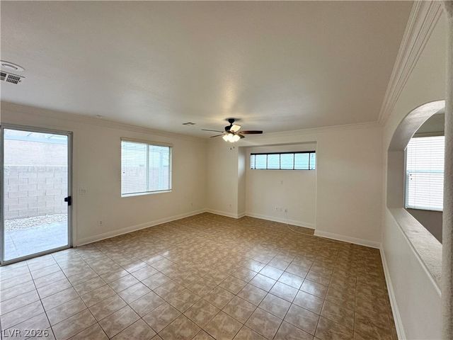 73 Daisy Springs Court, Las Vegas, NV 89148