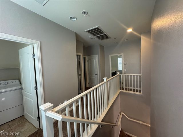 73 Daisy Springs Court, Las Vegas, NV 89148