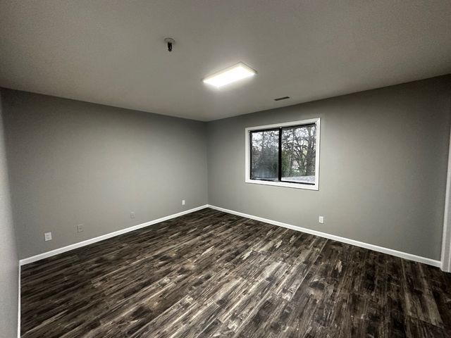 1340 Brook Street J, St. Charles, IL 60174