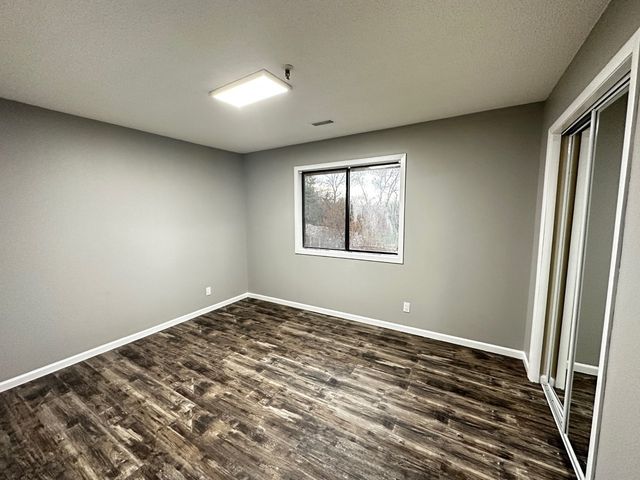 1340 Brook Street J, St. Charles, IL 60174