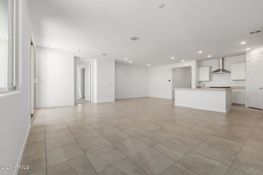 17269 W Saguaro Vista Drive, Surprise, AZ 85387 — photo 3