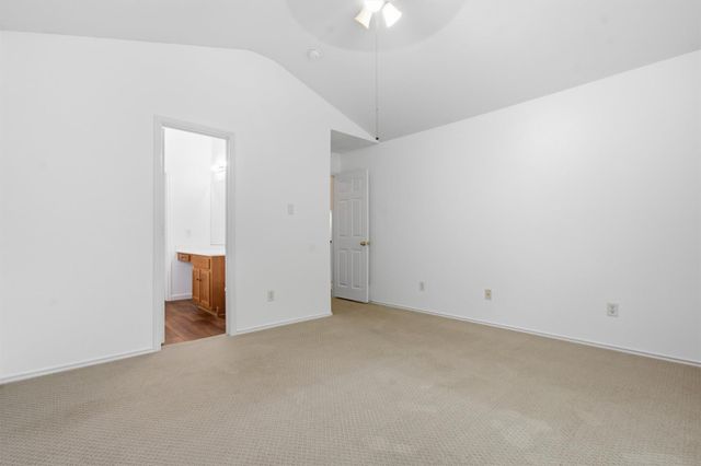 244 Sampson, Kyle, TX 78640