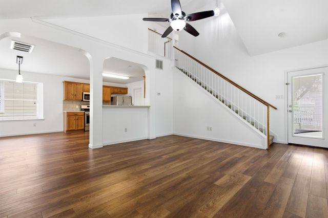 244 Sampson, Kyle, TX 78640