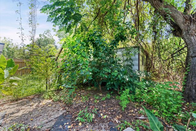 7435 Hezekiah Lane, Houston, TX 77088