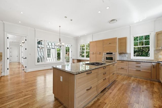 1265 Jody Lane NE, Atlanta, GA 30329