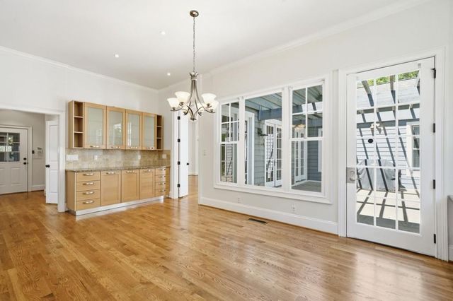 1265 Jody Lane NE, Atlanta, GA 30329