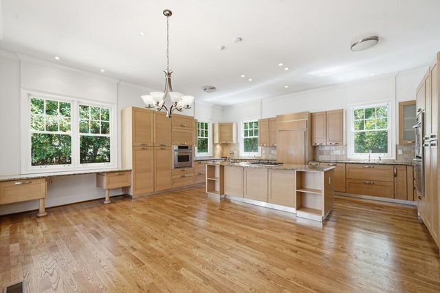 1265 Jody Lane NE, Atlanta, GA 30329