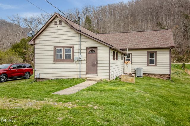 2911 Kingdom Road, Duffield, VA 24244