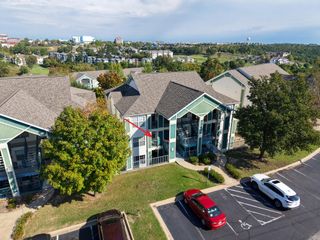 520 Spring Creek Court, Bldg 4 Unit 3, Branson, MO 65616