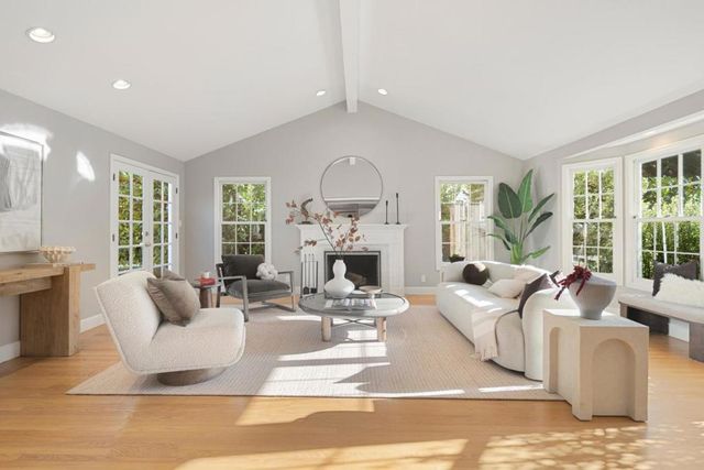 824 Harvard Avenue, Menlo Park, CA 94025