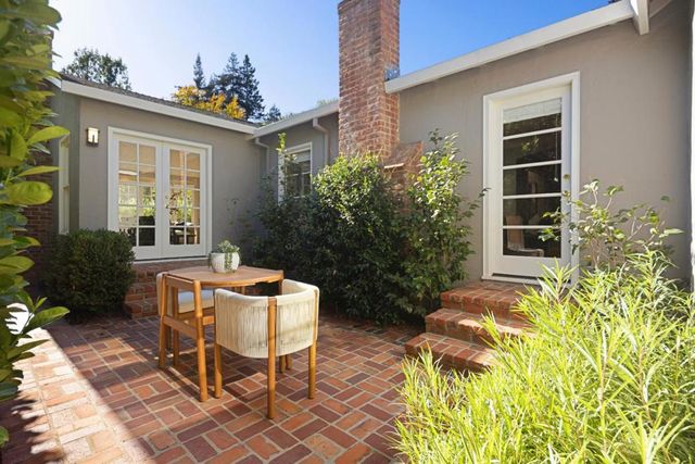824 Harvard Avenue, Menlo Park, CA 94025