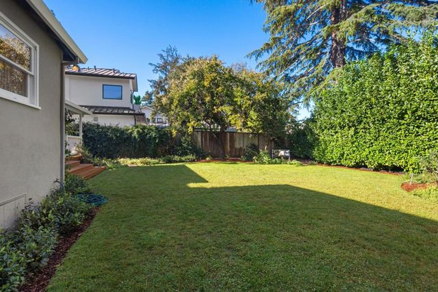 824 Harvard Avenue, Menlo Park, CA 94025