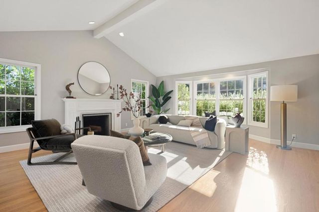 824 Harvard Avenue, Menlo Park, CA 94025