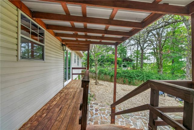 8517 Spruce Drive, Rogers, AR 72756