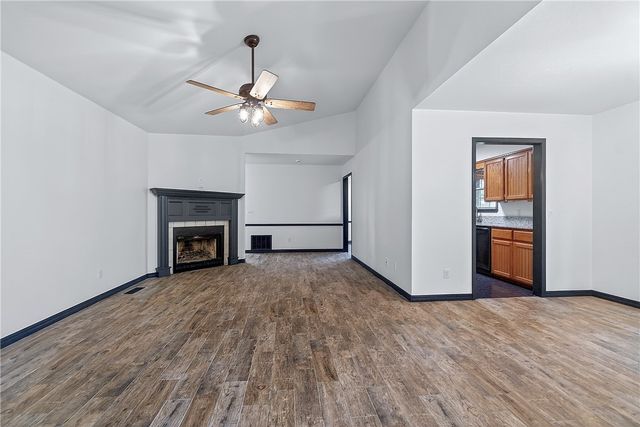 8517 Spruce Drive, Rogers, AR 72756