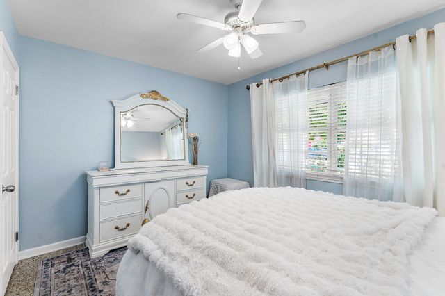 418 Kern Street, West Palm Beach, FL 33405