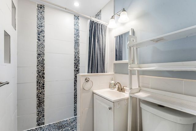 418 Kern Street, West Palm Beach, FL 33405