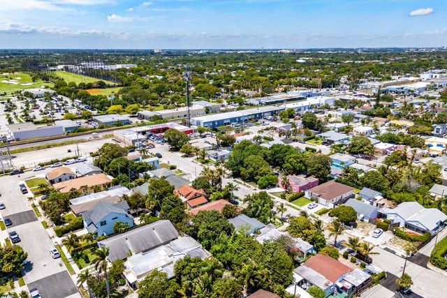 418 Kern Street, West Palm Beach, FL 33405