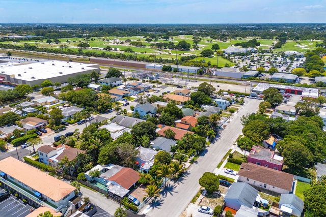 418 Kern Street, West Palm Beach, FL 33405
