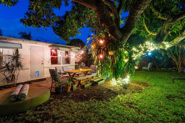 418 Kern Street, West Palm Beach, FL 33405