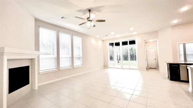 212 Milas Cove, Montgomery, TX 77316