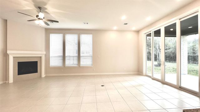 212 Milas Cove, Montgomery, TX 77316