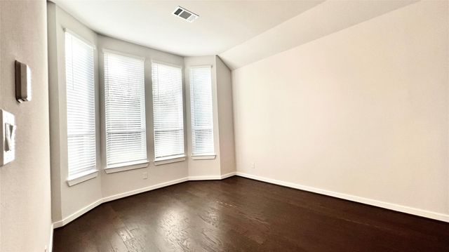 212 Milas Cove, Montgomery, TX 77316