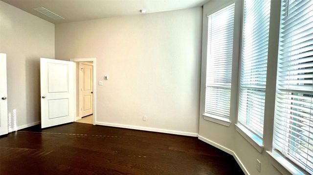 212 Milas Cove, Montgomery, TX 77316