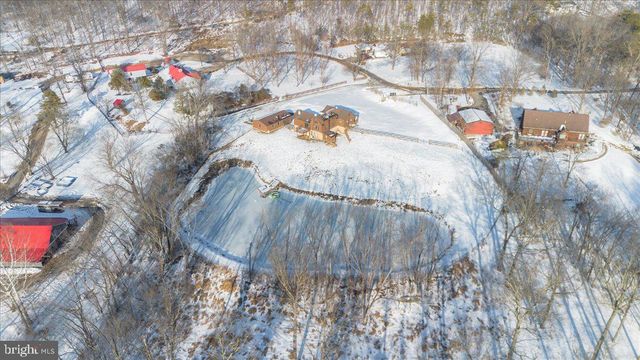 325 SADDLEBRED DR, Hedgesville, WV 25427