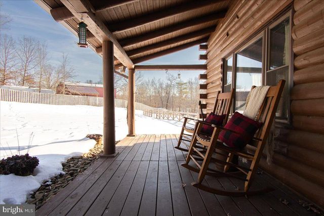 325 SADDLEBRED DR, Hedgesville, WV 25427