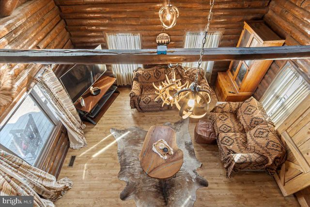 325 SADDLEBRED DR, Hedgesville, WV 25427