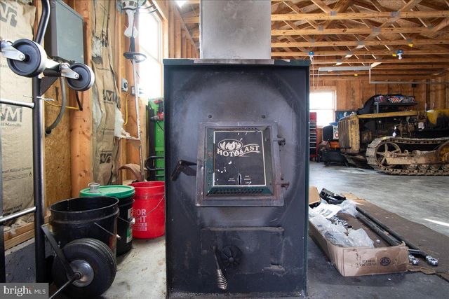 325 SADDLEBRED DR, Hedgesville, WV 25427