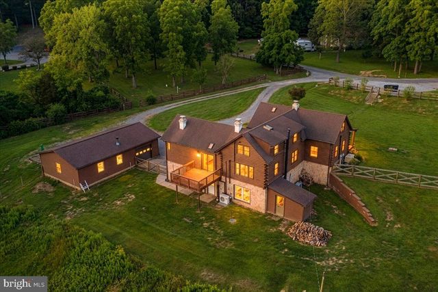 325 SADDLEBRED DR, Hedgesville, WV 25427