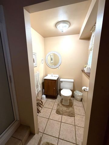 318 Oak Knoll Road, Williston, VT 05495