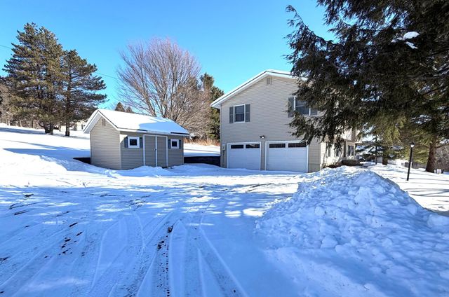 318 Oak Knoll Road, Williston, VT 05495