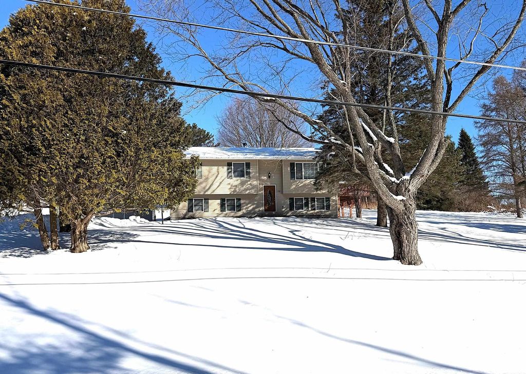 318 Oak Knoll Road, Williston, VT 05495