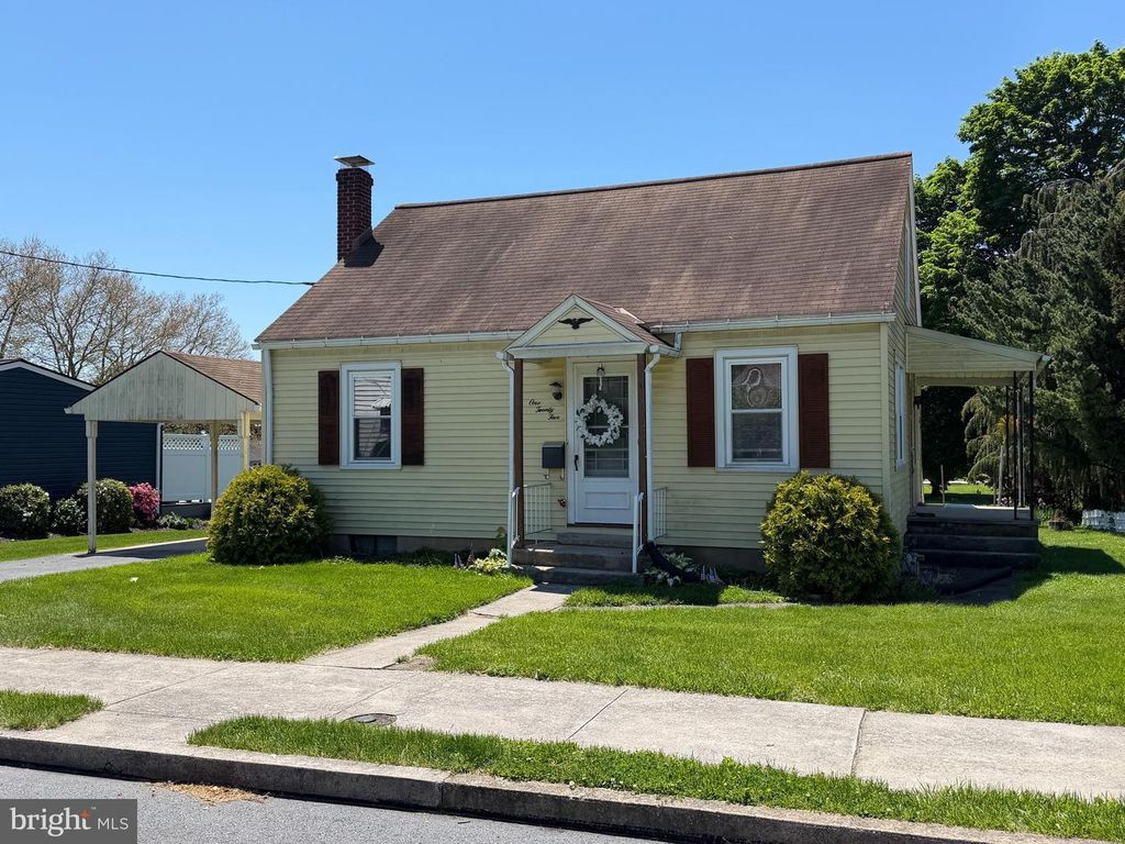 125 S WINDSOR AVE, Palmyra, PA 17078