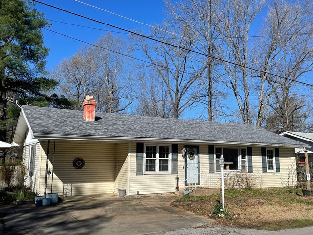 504 N Billy Bryan Street, Carbondale, IL 62901