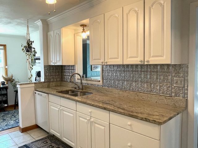 504 N Billy Bryan Street, Carbondale, IL 62901