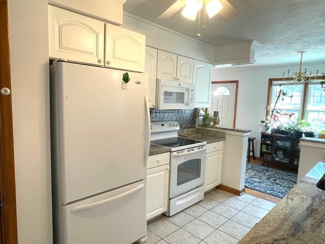 504 N Billy Bryan Street, Carbondale, IL 62901
