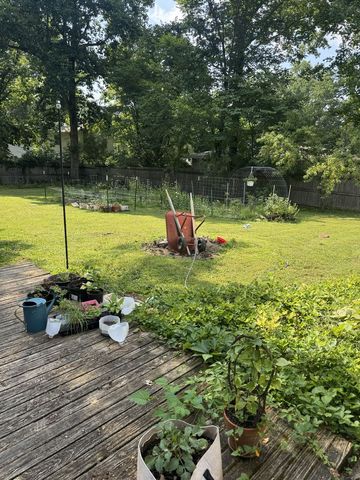 504 N Billy Bryan Street, Carbondale, IL 62901
