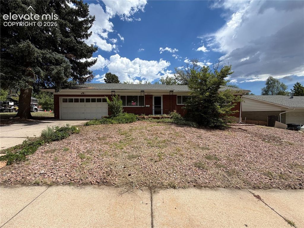 2239 Drakestone Drive, Colorado Springs, CO 80909 — photo 2