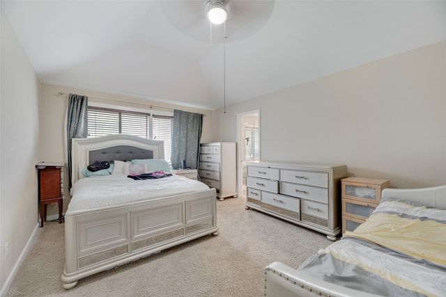 1670 Crosshaven Drive, Lewisville, TX 75077