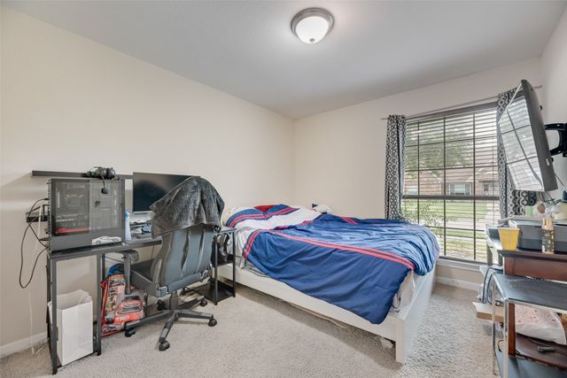 1670 Crosshaven Drive, Lewisville, TX 75077