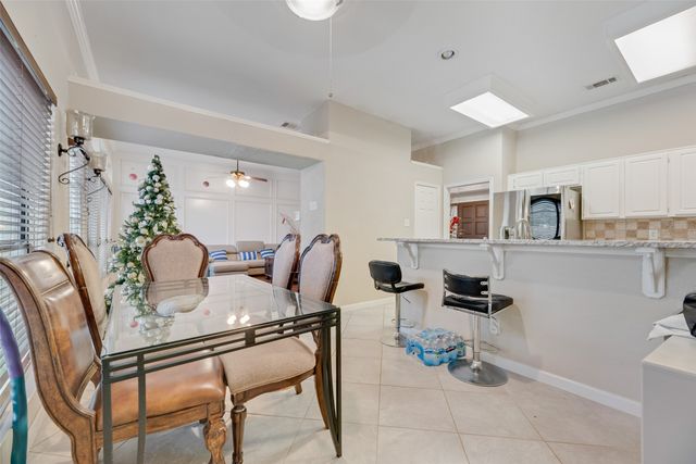 1670 Crosshaven Drive, Lewisville, TX 75077